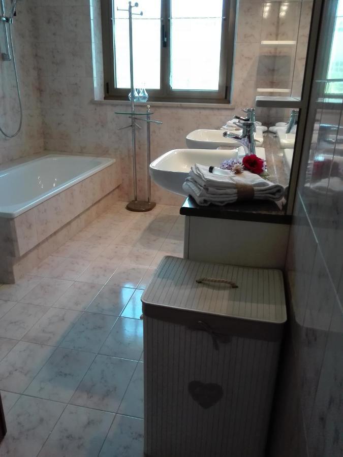 Bed and Breakfast La Vie En Rose Buia Exterior foto
