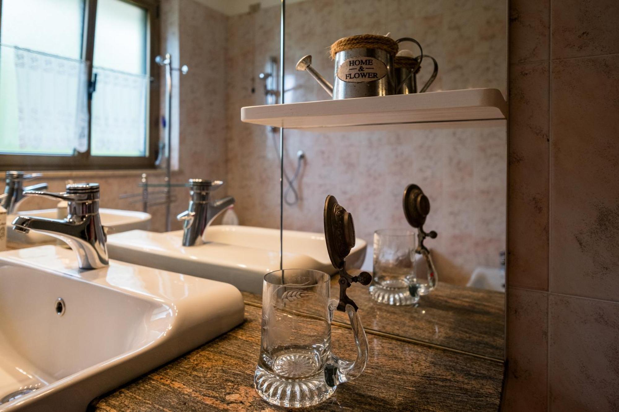 Bed and Breakfast La Vie En Rose Buia Exterior foto